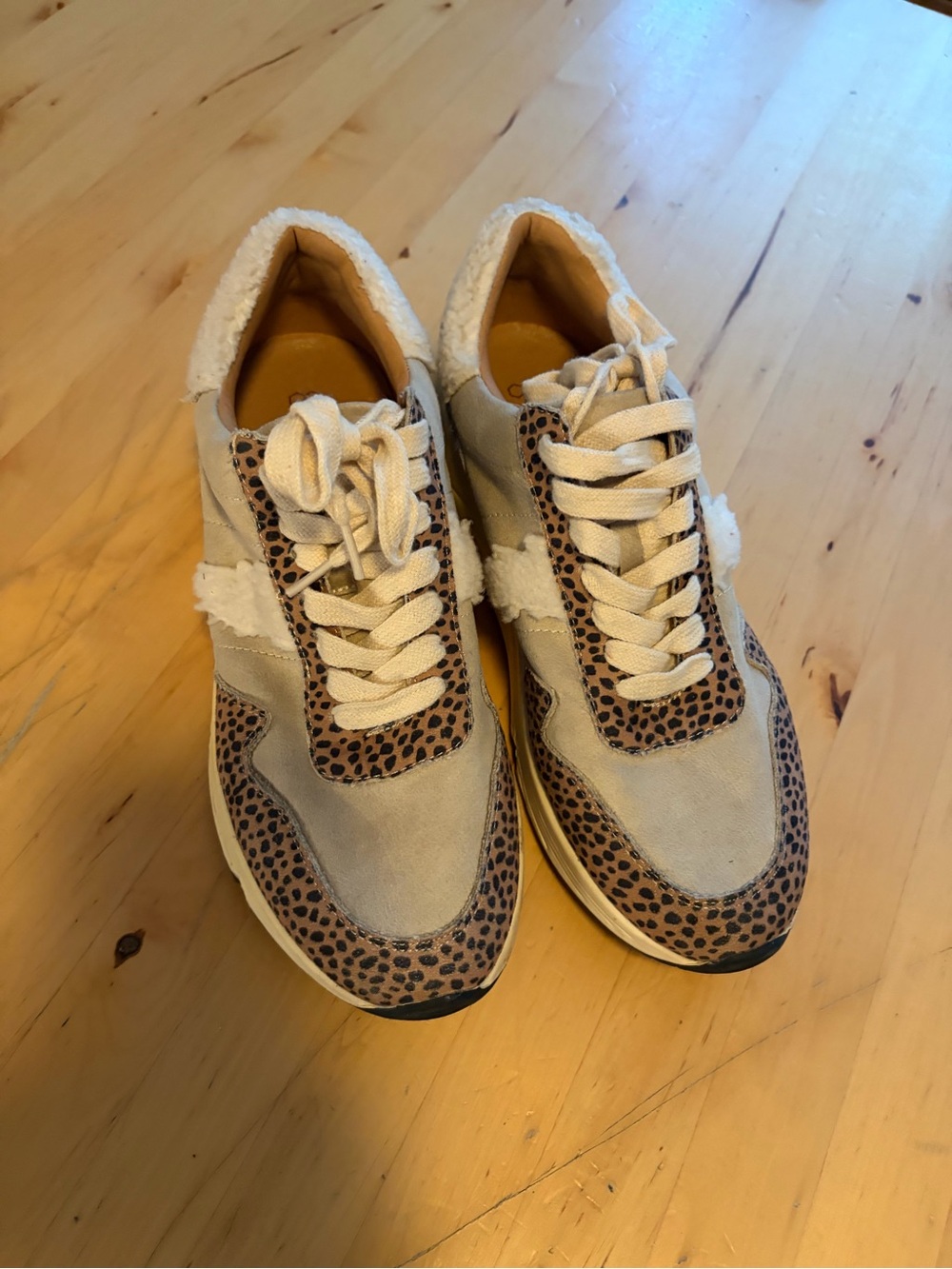 Women’s Cream Leopard-Trim Casual Sneakers